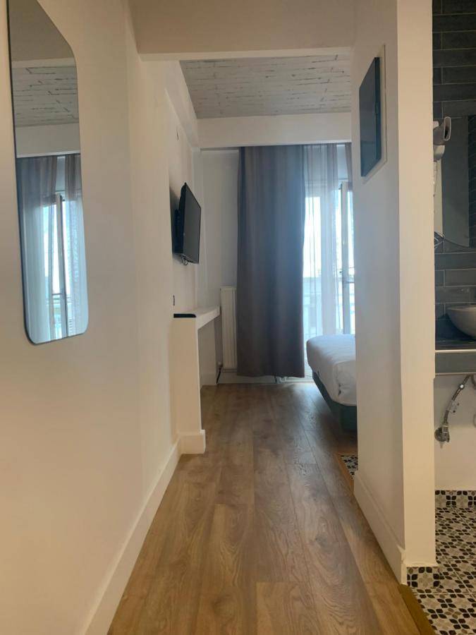 White Bottle Superior Apartments Thessaloniki Exterior foto